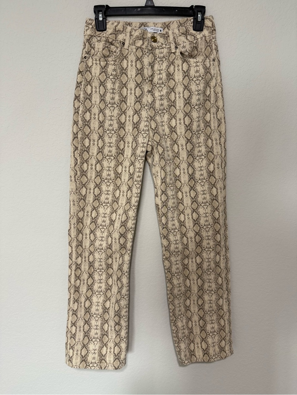 Zara Beige Snake Print High-Waist Jeans size 4 NWOT
